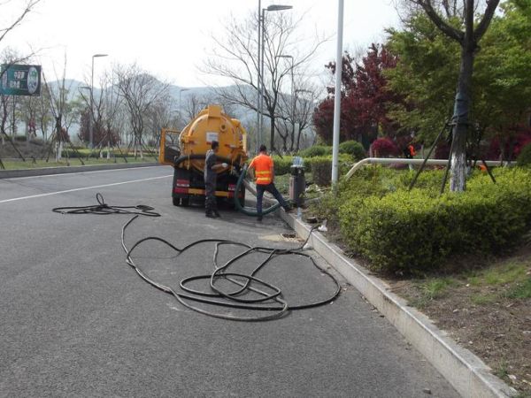 东城区马桶疏通（东城区马桶疏通推 荐京通捷疏 通）